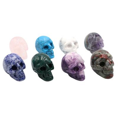 China Natural Stone Crystal Skulls Statue Europe 2inch Healing Reiki Crystal Stone Carving Opens Amethyst Skulls For Gift for sale