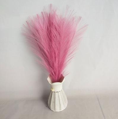 China Decorate Artificial Amazon Hot Sale Pampas Grass For Wedding Road Decoration Fake Pampas Grass for sale