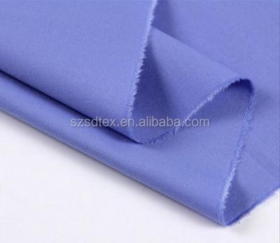 China TC65/35 45*45 133*94 125GSM Shirt Fabric Polyester Cotton TC65/35 Poplin Fabric Shrink-Resistant for sale