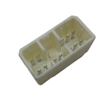 China 174957-1 12pin PBT White Automotive PCB Automotive Electrical Sockets for sale