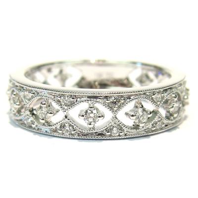 China CLASSIC Luxury Infinity Bezel Real Diamond Ring in 18K White Gold Fascinating Fine Jewelry for sale