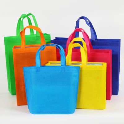 China Environmentally Handled Customized Eco Friendly Promotional Shopping Cut Non Woven Fabric Bag for sale