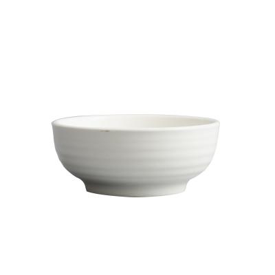 China New Design Sustainable Wholesale Ceramic Dinner Sauce Dish Small White Porcelain Bowl for sale