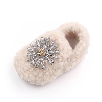 China Artificial Plush Cotton Baby Shoes Flat Sunflower Diamond Toddler Shoes for sale