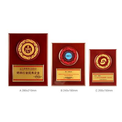 China Hotel and resort factory direct sale high quality wooden trophy hot sale for sale