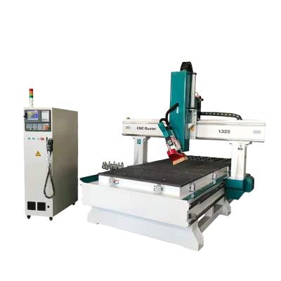 China Furniture Maker Double-station Tool Change Machining Center DINGLONG Automatic Tools Changer CNC Integrated 1325 Woodworking Machining Center1325 for sale