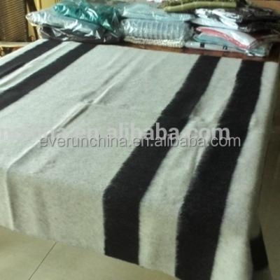 China PORTABLE 100 Wool Brushed Wool Black White Blanket , First Class Goat Wool for sale