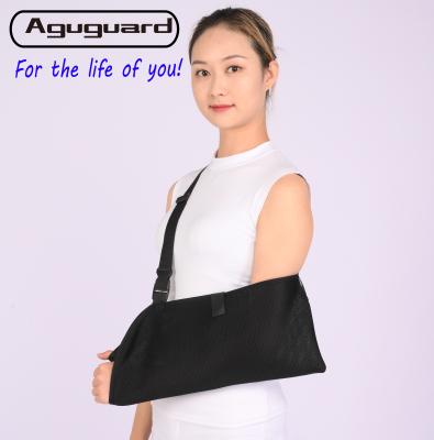 China Black Arm Sling with Adjustable Strap and Care Instructions Hand Wash for sale