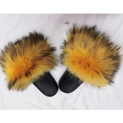 China Custom Made Warm Fluffy Winter Real Fox Raccoon Fur Fox Raccoon Fur Custom Made Warm Fluffy Slips Lamb Fur Slippers for sale