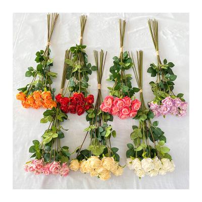 China 10 Forks Factory Direct Supply Cheap Price Bulgaria Silk Roses 10 With Burning Edges Artificial Flower for sale