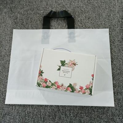 China 2021 Recyclable Luxury Gift Boutique Packing Small Plastic Bags Shopping Bag Custom Logo for sale