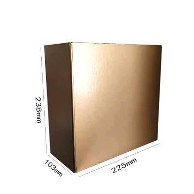 China 2021 Hot Sale Recyclable High Quality Gold Closure Gift Folding Magnetic Folding Packaging Box With Gold Foil for sale