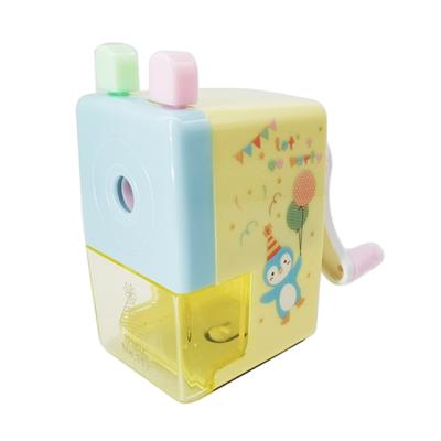 China Multicolor Manual School Office Supplies And School Office Square Pencil Sharpeners for sale