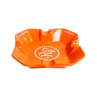 China Handmade Hot Sale Custom Smoking Custom Ceramic Cute Indoor Cigar Ashtray For Sale for sale