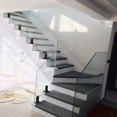 China Modern Glass Balustrade Glass Railing Baluster Steel Material for sale