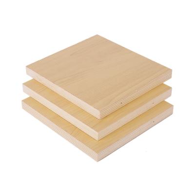 China Eucalyptus Basswood 1.5mm 1mm Thin Plywood Sheet Plywood Board Furniture for sale