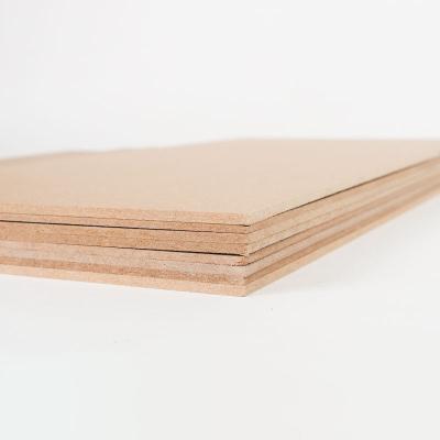 Chine 3 mm 6 mm 9 mm 12 mm 18 mm Coupe au laser MDF E0 à face unique à vendre