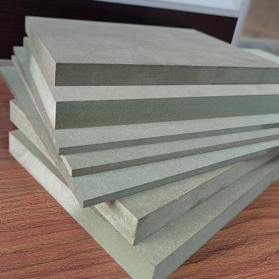 China HMR Melamine Laminated MDF 3mm Waterproof Green MDF Board Customized for sale