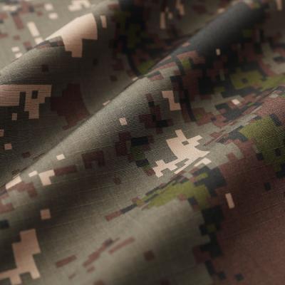 China Wholesale Anti Tear Polyester Cotton Pixel Camouflage Shrink-Resistant Waterproof Fabric for sale