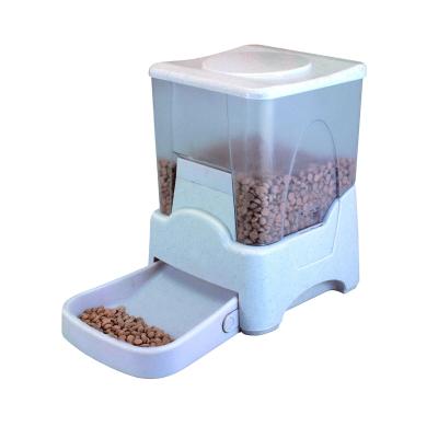 China Unique Stocked Guaranteed Quality With Recording Function Large Capacity Automatic Dog Feeder for sale