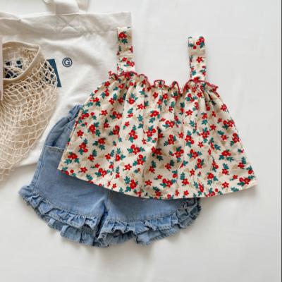 China Wholesale Beach 2022 Summer Girls Floral Suspenders Small With Jeans Kids Short Set for sale