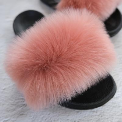 China 2021 Safe Anti-slip And Durable Women's Slippers Soft Fuzzy Furry Faux Fluffy Fox Fur Slippers for sale