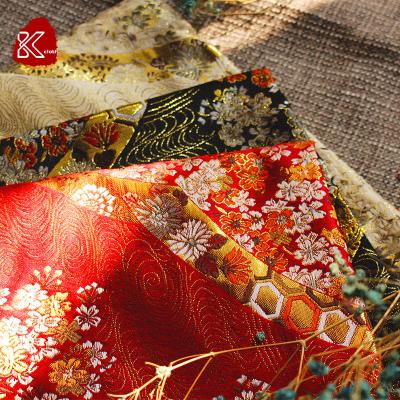 China Newly Flower Printed Brocade Jacquard Fabric Silk Brocade Fabric Shrink-Resistant for sale