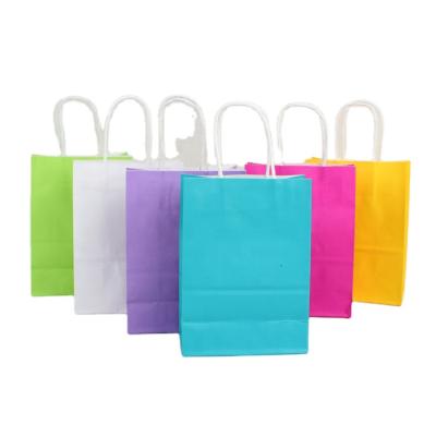 China Recyclable Paper Bag from Shopping Clothing Packaging Packaging Paper Bag Manufacturer with Logo Print for sale