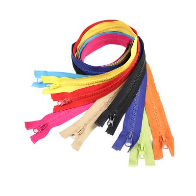 China Environmentalism 70cm Durable Black Resin No.5 Long Chain Zippers Single Slider Recycled Plastic Zippers for sale