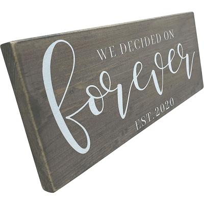 China Eco-Friendly Country Wood Sign Wedding Gift 2020Mr And Mrs Bridal Shower Gift Couples Wall Sign for sale