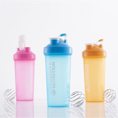 China Sustainable Large Capacity Plastic Protein Shaker Bottle BPA Free With Ball for sale