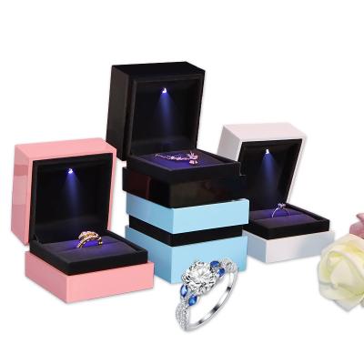 China Elegant Jewelry Packaging Display Design Cardboard Paper Jewelry Packaging Box With OEM ODM Service for sale