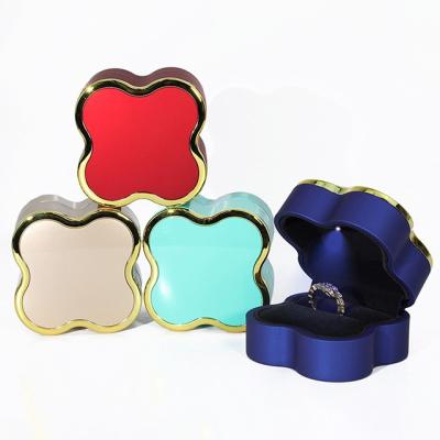 China Custom Made Luxury Jewelry Eco - Friendly Price Ring Box Jewelry Packaging for sale