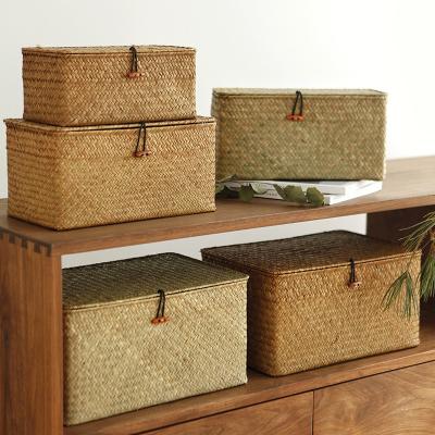 China Sustainable Plant Plankton Storage Baskets With Lid Natural Rattan Woven Rectangular Organizer Box for sale