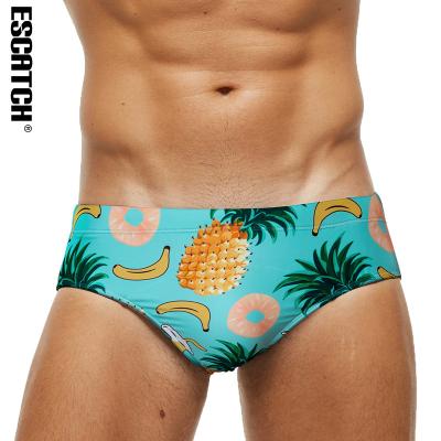 China Men's Swimming Briefs Swimwear Bottoms Sexy Men's Breathable Sporty Swimwear Beach Wear Briefs Men's Swim Briefs for sale