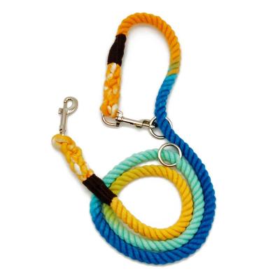 China Viable Braided Rope Dog Leash Customized Gradient Ombre Colors 6ft Handmade Cotton Leashe for sale