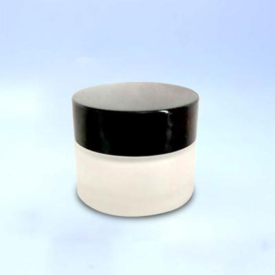 China 50ml Skin Care Cream White Customized Cosmetic Skin Care Cream Glass Jar for sale