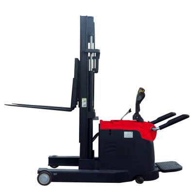 China SHUNCHA Hotels 1.5ton Capacity 3m Lift Height 24V/210Ah Battery Operated Electric Platform Reach Stacker for sale