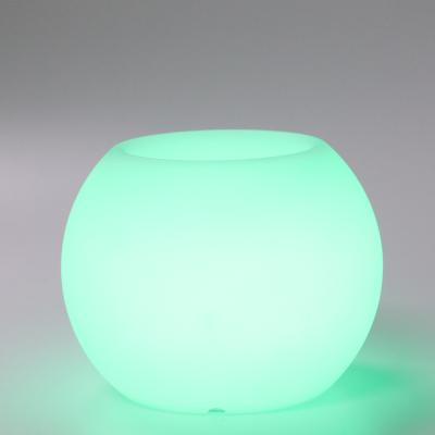 China Modern Indoor Resin Garden Lamps Planter Bed LED Ball Lighted Flower Pots With Led Light for sale