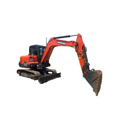 China Doushan 60 second hand excavator sells 90% new small old hook machine in China construction machinery trade market 0.21m²; ³ for sale