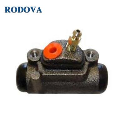 China China Supply Brake Cylinder for Mazda E-Serie Bus 1988-1989 S083-26-610 E-Serie Bus for sale