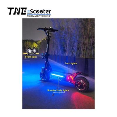 China Durable on ruote grandi prezzi cinesi elettrici scooter running tne 11inch 60v 3200w 100km 5000 watt for sale