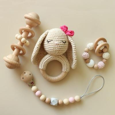 China 100% COTTON Handmade Beech Crochet Rattle Wooden Rattle Teether Toys Bunny Rattle Teething Toys Animal for sale