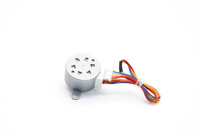 China Insulation Strength 100 V AC FOR ONE SEOOND Lead Screw Type M3*P0.5 PM Stepping Motor for sale