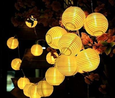 China Outdoor Solar Powered Garden Holiday Christmas Wedding String Lights Hanging 30 LED Fence Garden Solar Lantern Light for sale