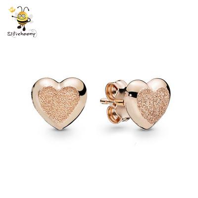 China Ear Cuff Gold Sparkle Hearts Cross Earring Studs Ear Cuff With Color Diamond for sale