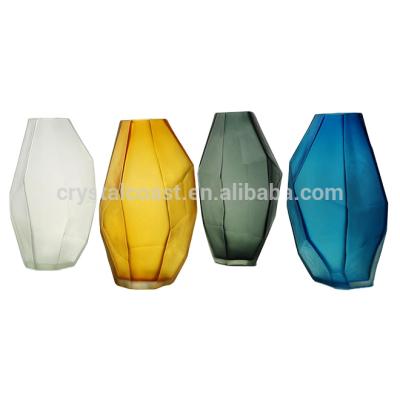 China Home Decor Glass Factory Supply Colorful Tabletop Mini Glass Flower Vase for sale