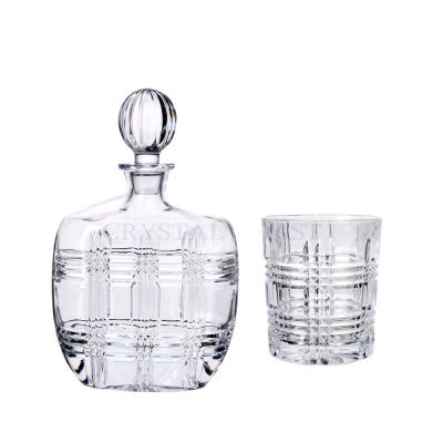 China Crafted Lead Free Home/Restaurant/Bar/Drinks/Whiskey Whiskey Decanter with 4 Whiskey Wine Glasses for sale