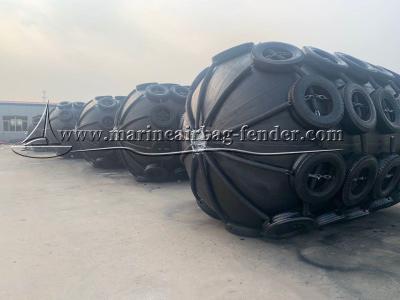 China Hoge trekkracht natuurrubber pneumatische scheepsfender maat Te koop