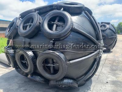 China High Pressure Pneumatic Rubber Fender Lightweight  For Ship Docking And Mooring for sale